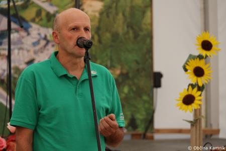 V Snoviku je potekala 5. tradicionalna prireditev z naslovom Cvetoča jesen  (57)